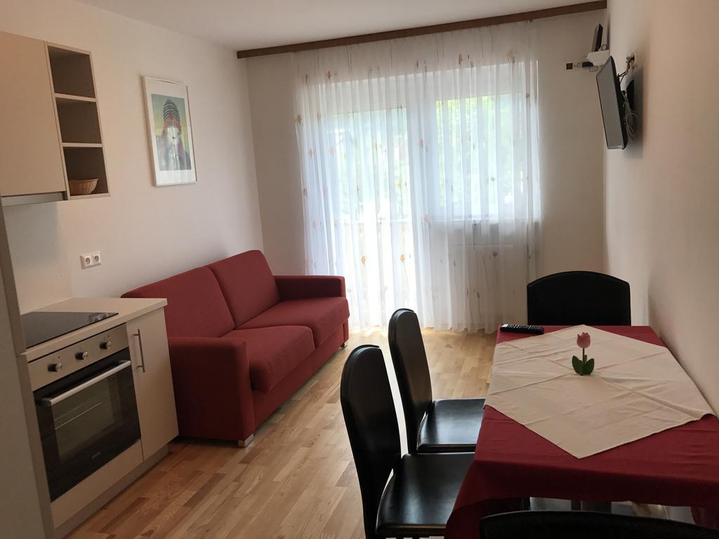 Apartementhaus Helene Am Klopeinersee Unterburg am Klopeiner See Buitenkant foto